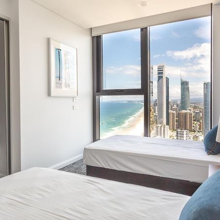 Sea View Beachfront Apartment In Surfers Голд-Кост Экстерьер фото