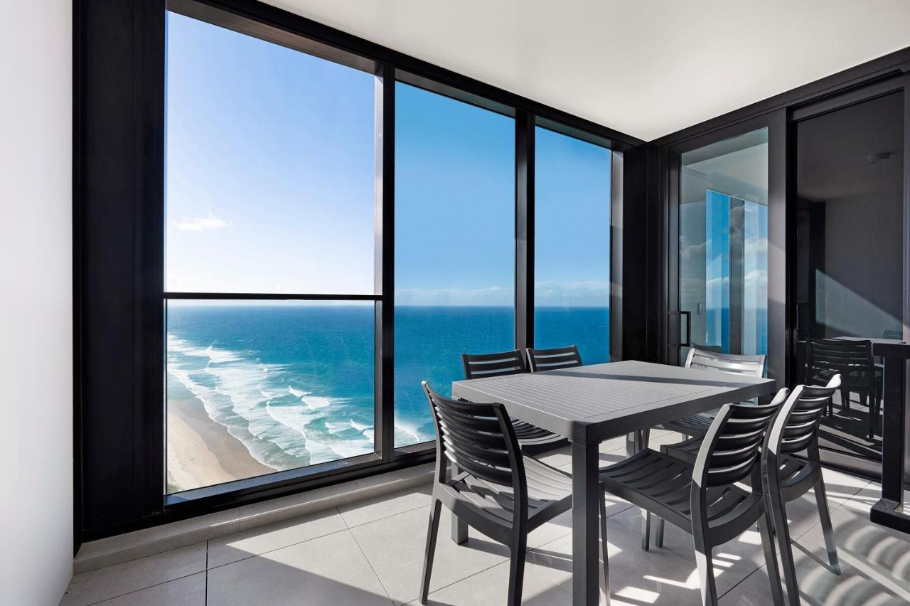 Sea View Beachfront Apartment In Surfers Голд-Кост Экстерьер фото