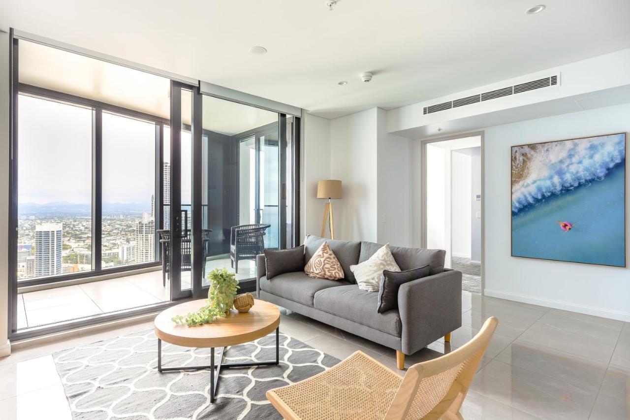 Sea View Beachfront Apartment In Surfers Голд-Кост Экстерьер фото